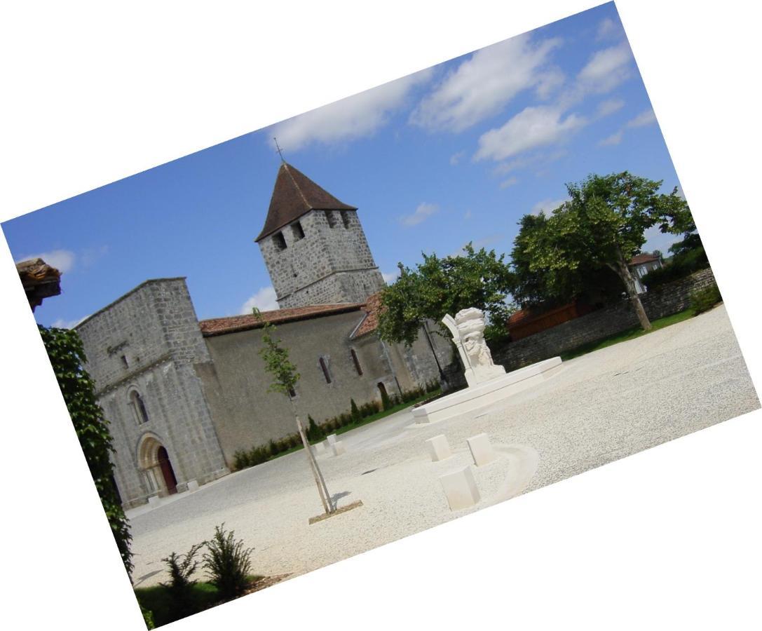 Bed and Breakfast La Ligonne Marillac Exterior foto